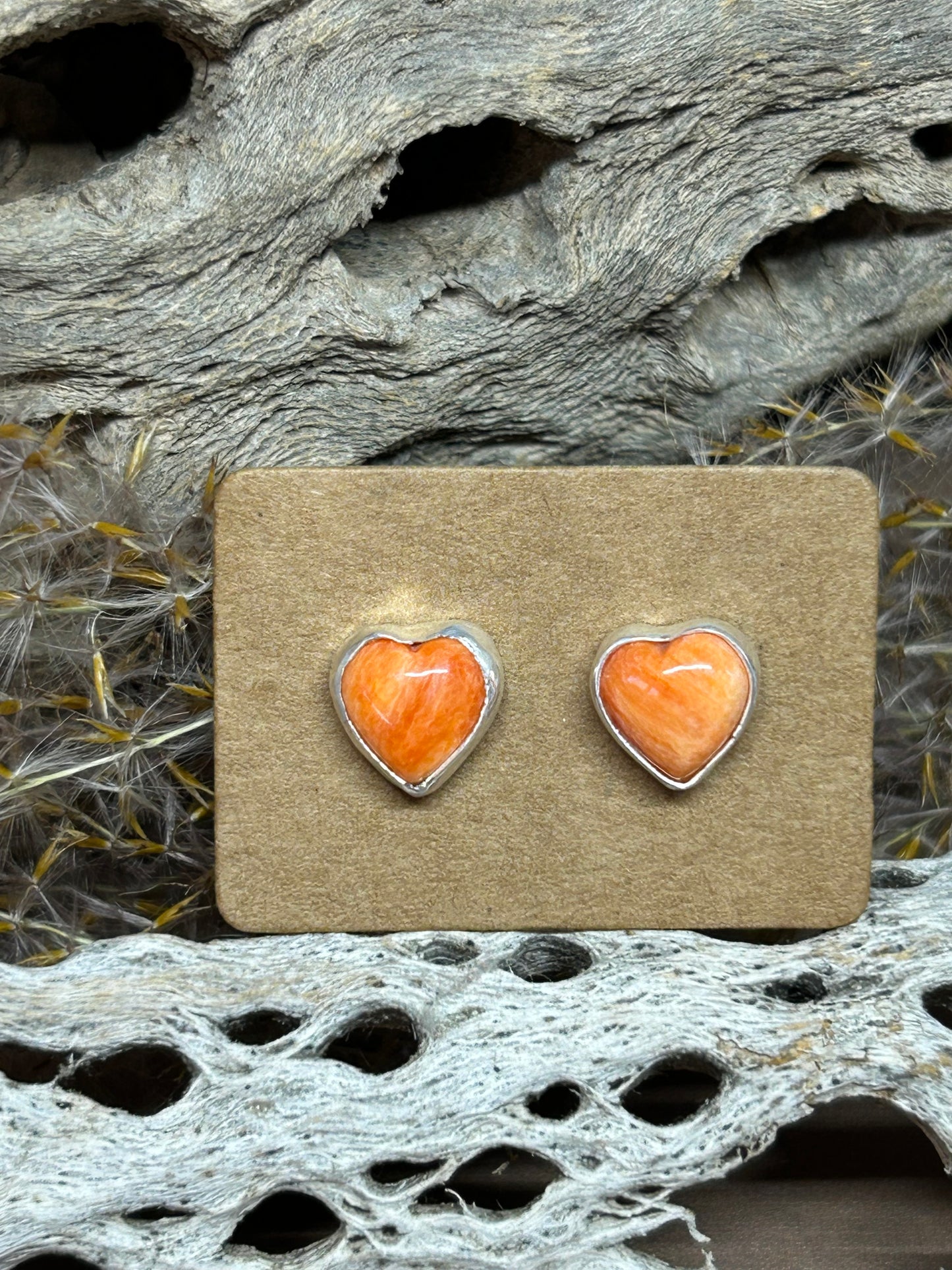 Spiny Oyster Heart Stud Earrings