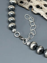 Load image into Gallery viewer, The Neodesha                            16 Inch Sterling Silver Desert Pearl Necklace
