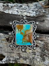 Load image into Gallery viewer, Southwestern Style Turquoise Ring
