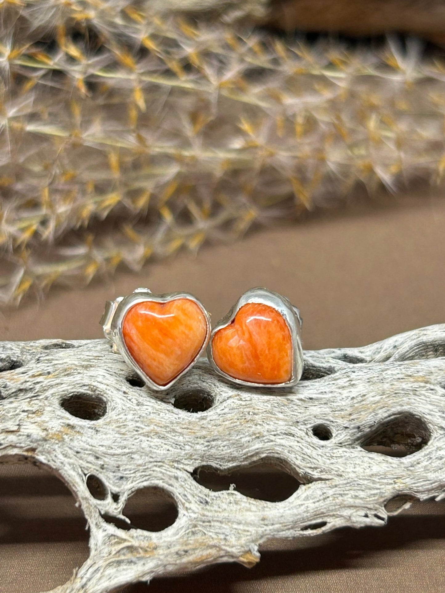 Spiny Oyster Heart Stud Earrings - Taylor Made Silver